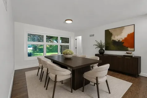 1866 Berry Lane Des Plaines IL 60018