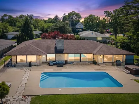 1866 Berry Lane Des Plaines IL 60018