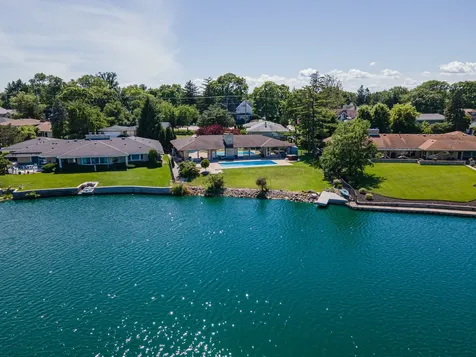 1866 Berry Lane Des Plaines IL 60018