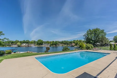 1866 Berry Lane Des Plaines IL 60018