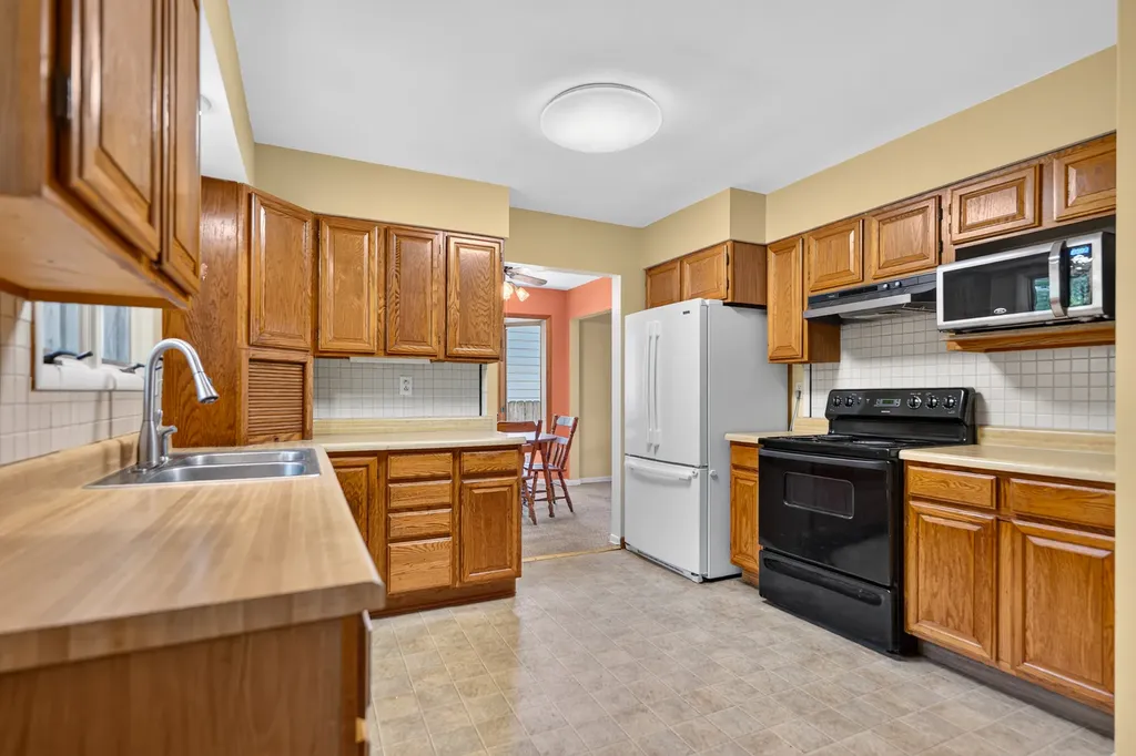 911 David Street Antioch IL 60002