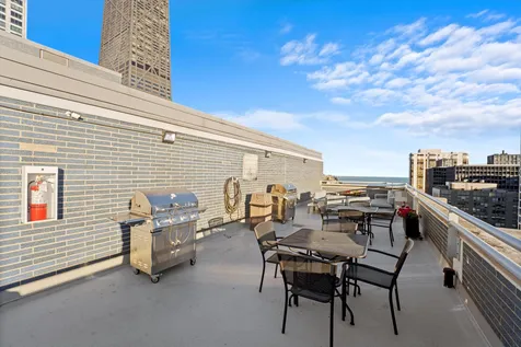 222 East Pearson Street Chicago IL 60611