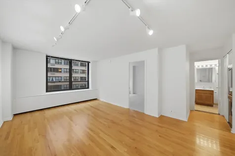222 East Pearson Street Chicago IL 60611