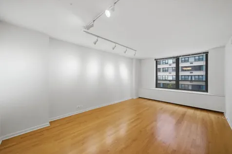 222 East Pearson Street Chicago IL 60611