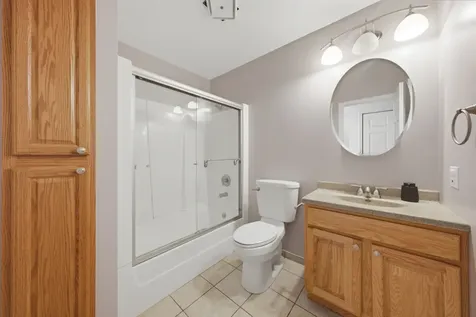 8401 West 85th Street Hickory Hills IL 60457