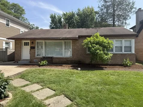 463 Longfellow Avenue Deerfield IL 60015