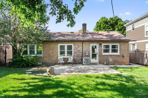 463 Longfellow Avenue Deerfield IL 60015