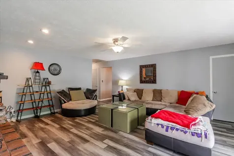 1222 South Mason Street Bloomington IL 61701