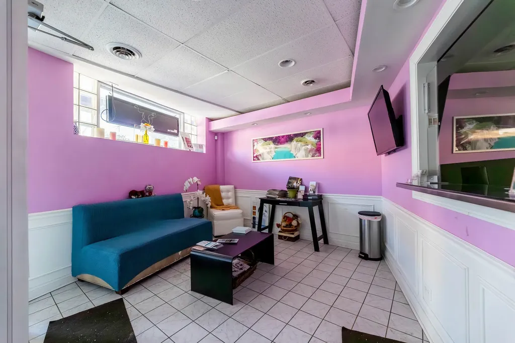 2832 North Milwaukee Avenue Chicago IL 60618