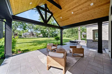 3890 Greenacre Drive Northbrook IL 60062