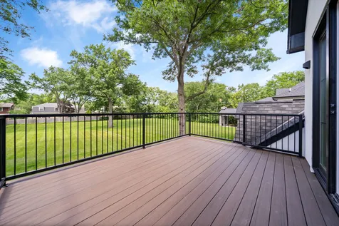 3890 Greenacre Drive Northbrook IL 60062