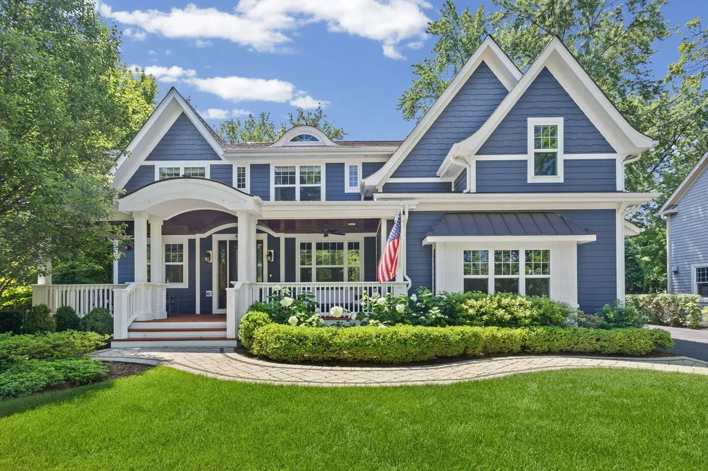 407 Lake Street Libertyville IL 60048