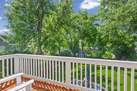 407 Lake Street Libertyville IL 60048