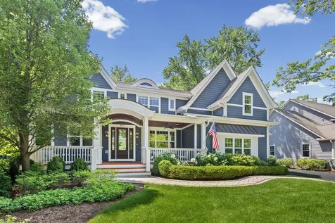 407 Lake Street Libertyville IL 60048