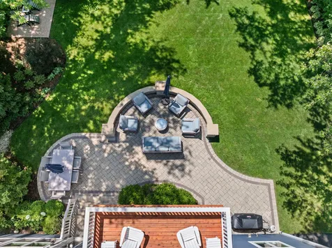 407 Lake Street Libertyville IL 60048