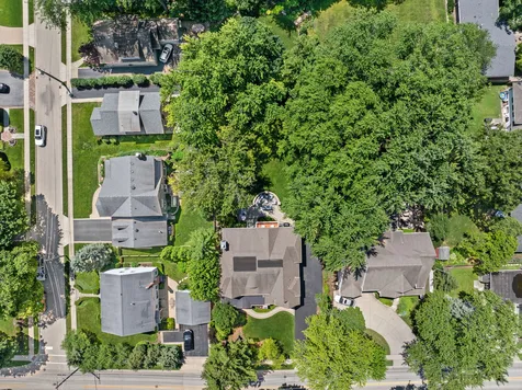 407 Lake Street Libertyville IL 60048