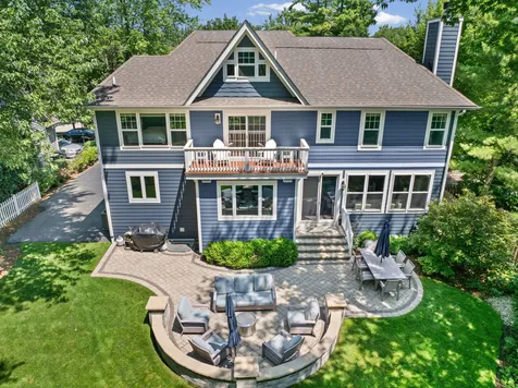 407 Lake Street Libertyville IL 60048