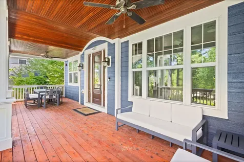 407 Lake Street Libertyville IL 60048