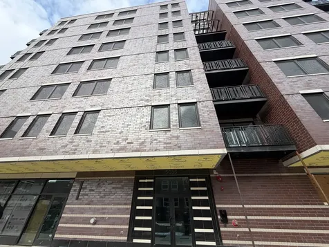 952 West Carmen Avenue Chicago IL 60640