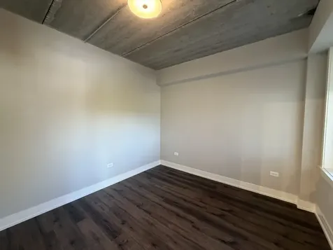 952 West Carmen Avenue Chicago IL 60640