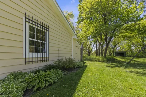 9909 Winn Road Spring Grove IL 60081