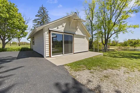 9909 Winn Road Spring Grove IL 60081