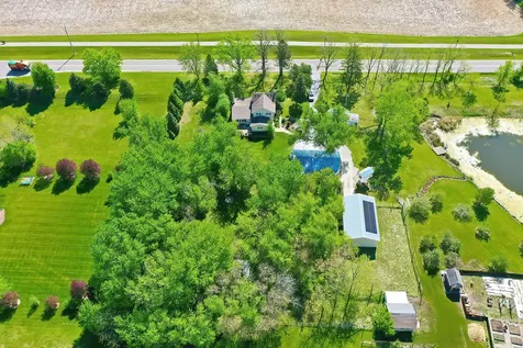 9909 Winn Road Spring Grove IL 60081