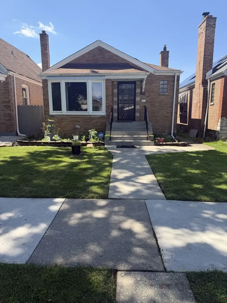 3529 West 72nd Place Chicago IL 60629
