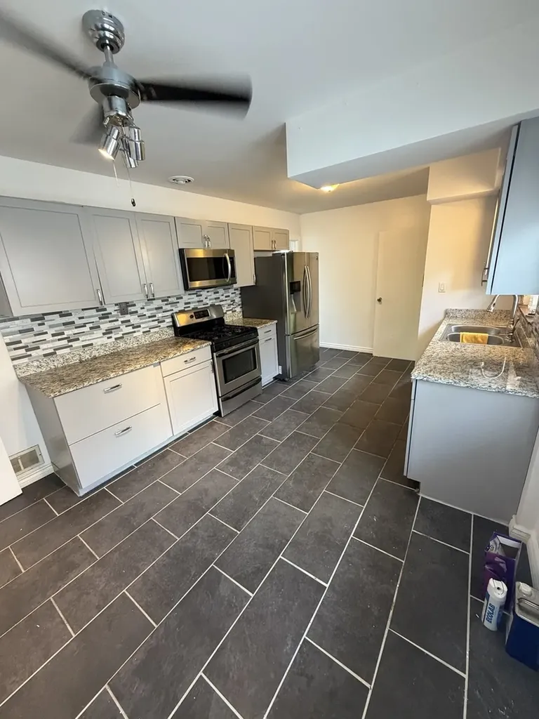 3529 West 72nd Place Chicago IL 60629