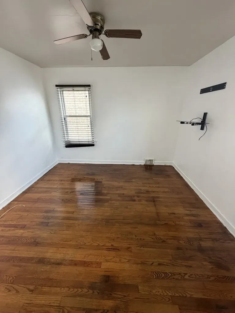 3529 West 72nd Place Chicago IL 60629