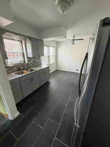 3529 West 72nd Place Chicago IL 60629
