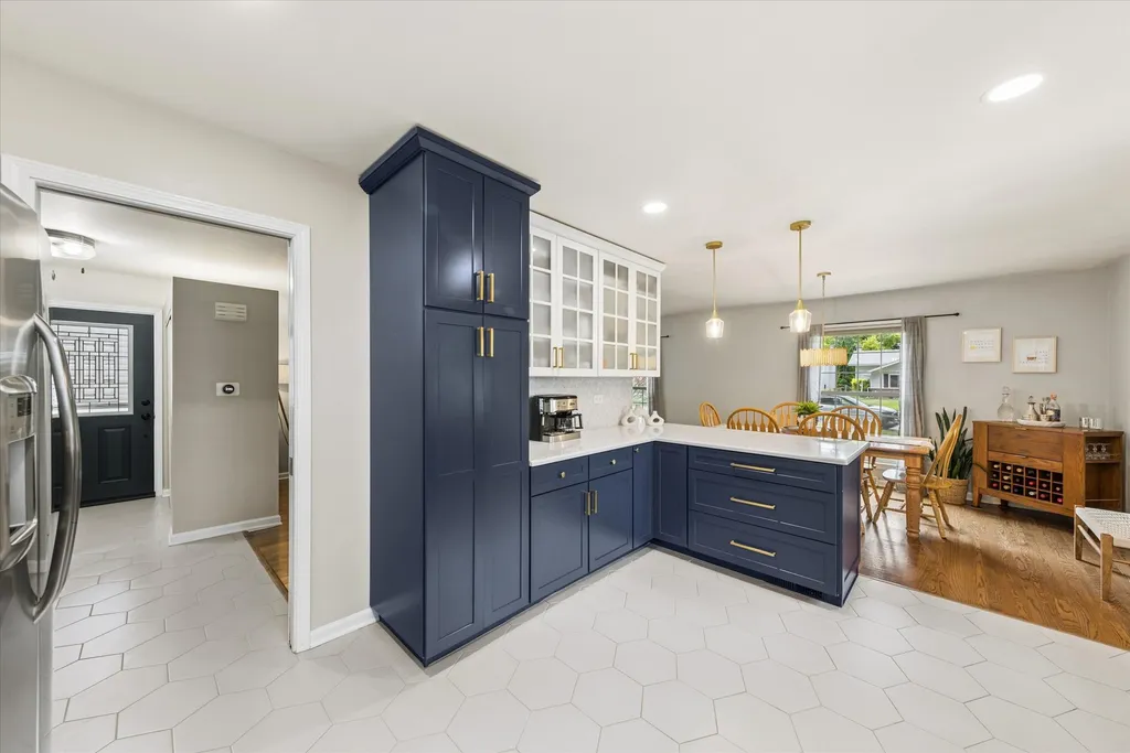 139 South Milton Avenue Glen Ellyn IL 60137