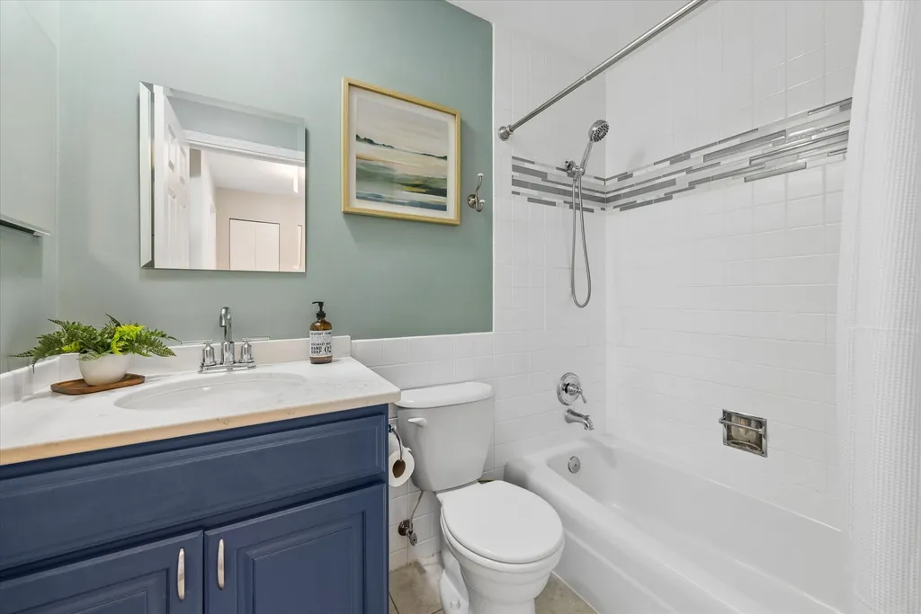 139 South Milton Avenue Glen Ellyn IL 60137