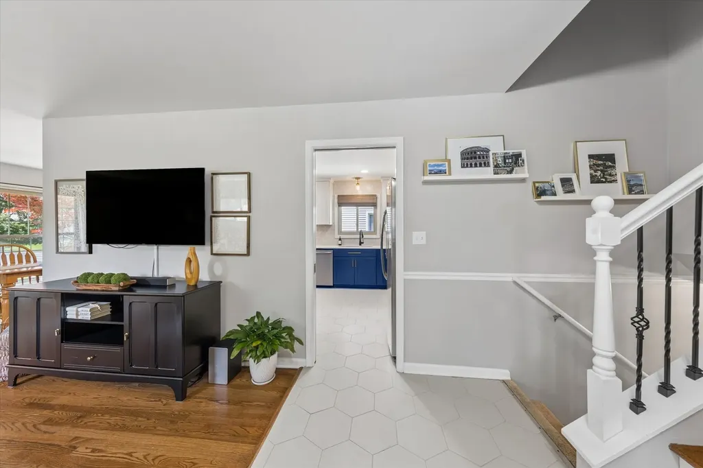 139 South Milton Avenue Glen Ellyn IL 60137
