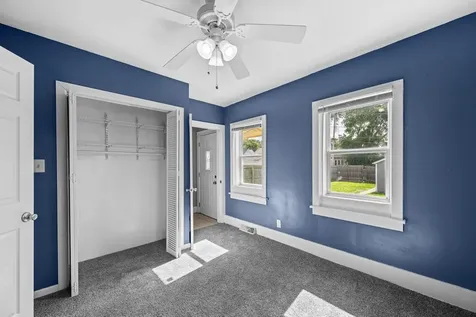 421 39TH Street Moline IL 61265
