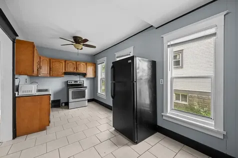 421 39TH Street Moline IL 61265