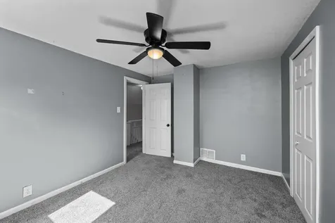 421 39TH Street Moline IL 61265