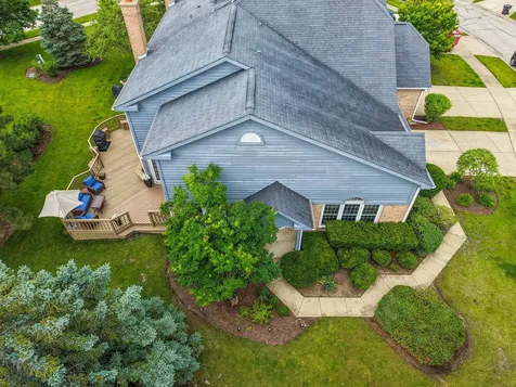246 Lynwood Lane Bloomingdale IL 60108