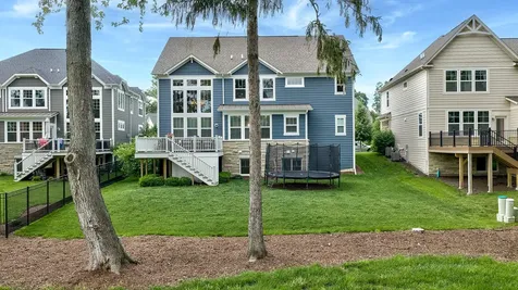 548 Council Circle Vernon Hills IL 60061