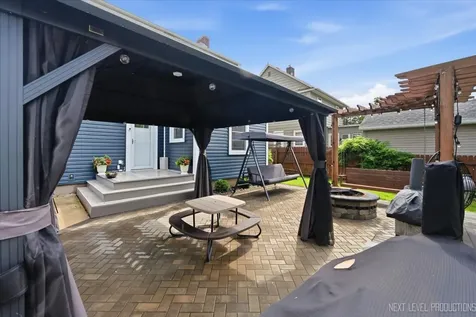 354 Jefferson Avenue Elgin IL 60120