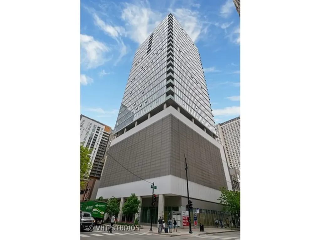 550 North St Clair Street Chicago IL 60611