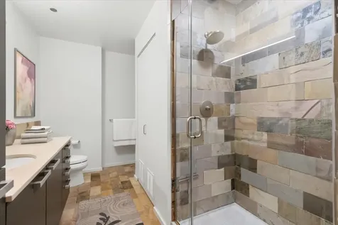 550 North St Clair Street Chicago IL 60611