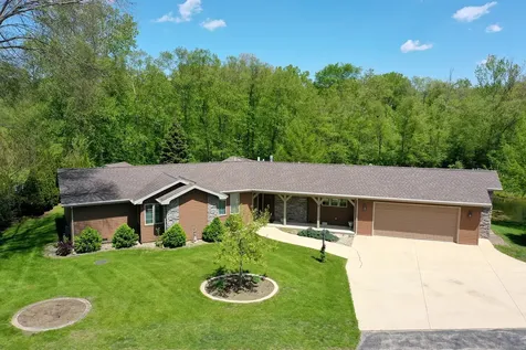27 Birchwood Lane St. Anne IL 60964