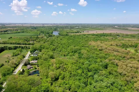 27 Birchwood Lane St. Anne IL 60964