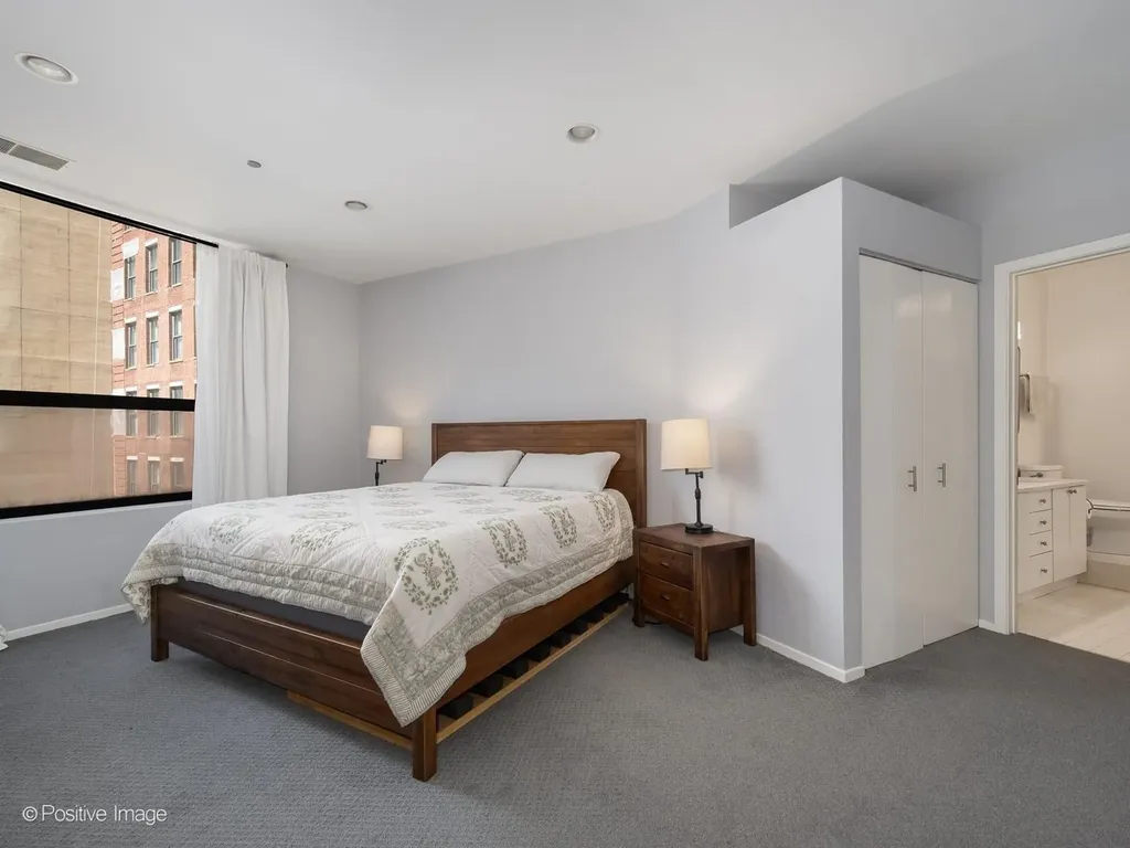 910 South Michigan Avenue Chicago IL 60605