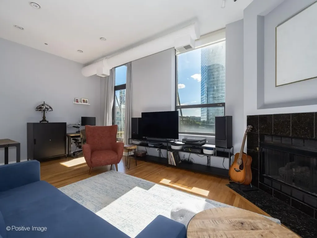 910 South Michigan Avenue Chicago IL 60605