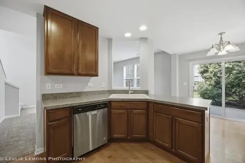 337 Devoe Drive Oswego IL 60543