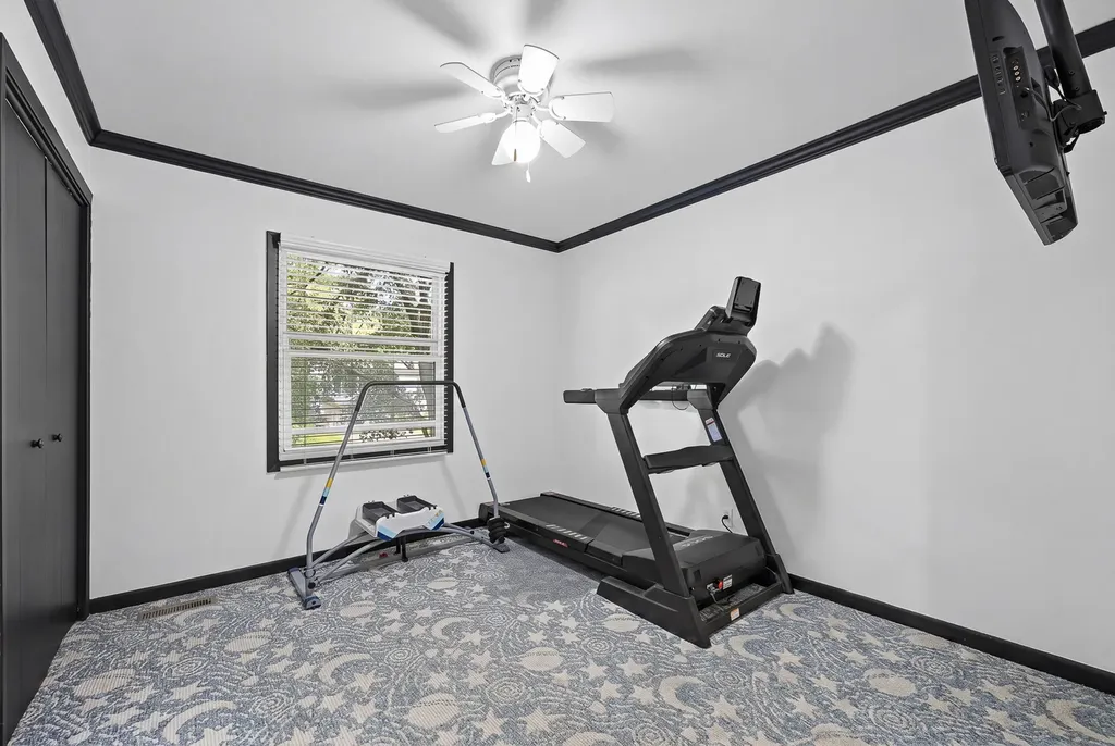 313 Bedford Road Bolingbrook IL 60440