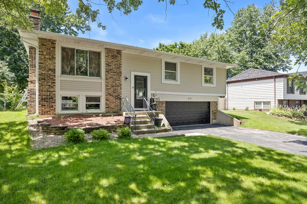 313 Bedford Road Bolingbrook IL 60440