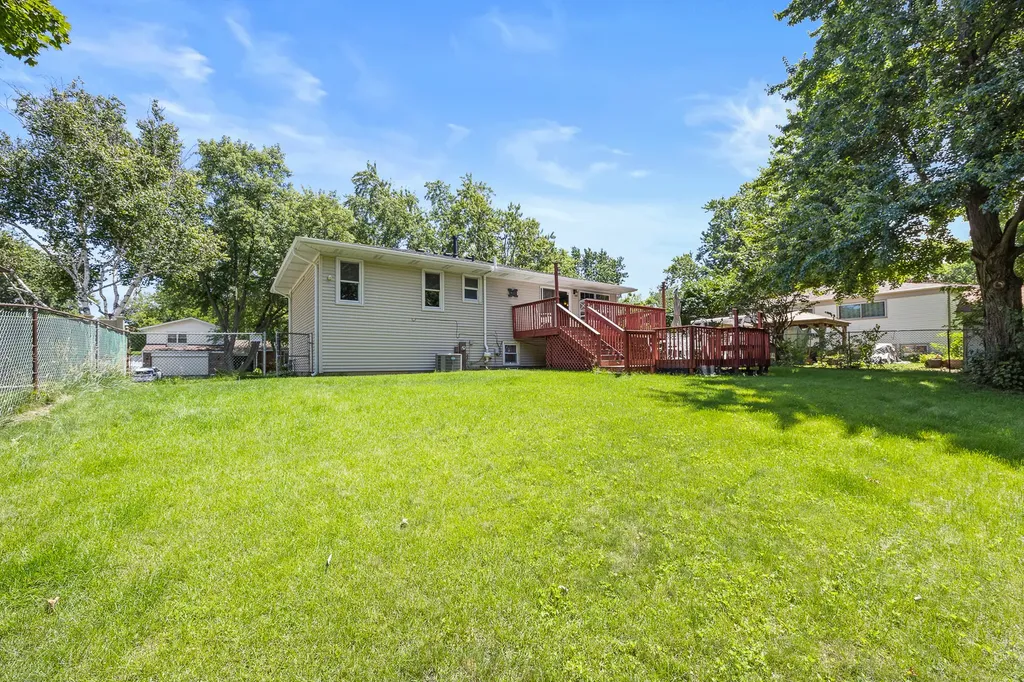313 Bedford Road Bolingbrook IL 60440